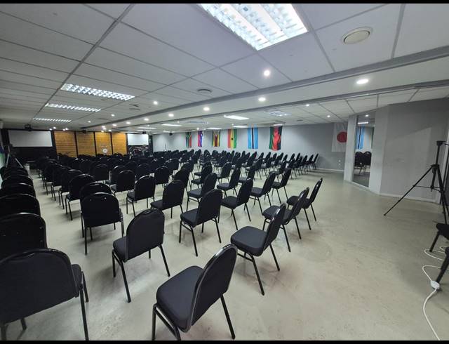 987M² OFFICE FOR SALE IN PAULSHOF
